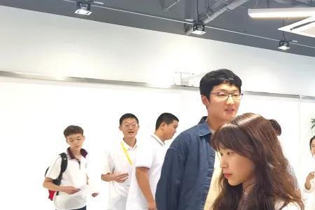 新学校一般会招毕业班吗