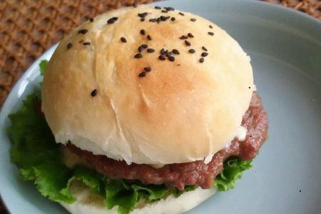 单层牛肉汉堡肯德基怎么做