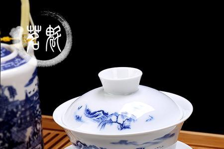 盖碗青花瓷和白瓷哪个好