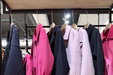 左岸衣服是几线品牌