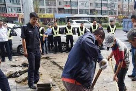 饭店挖人是什么意思