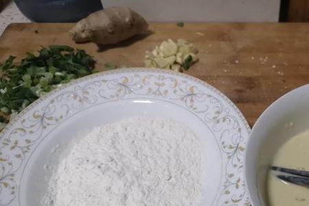 淀粉可以用芡粉代替吗