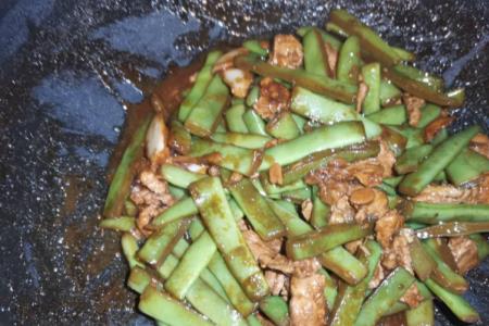 紫扁豆角炒不熟有毒吗