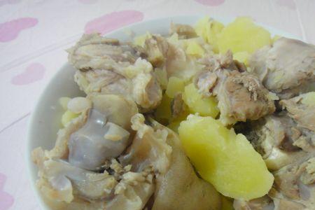 炖大骨头怎么炖得又烂又香