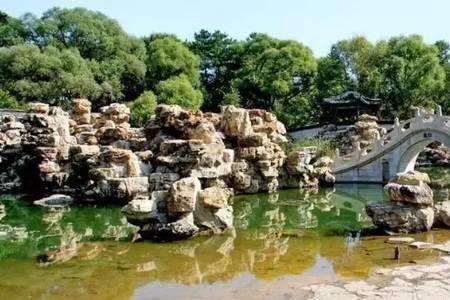 避暑山庄泡温泉文案