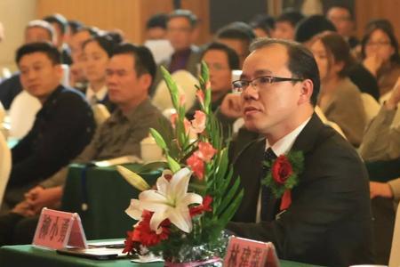 昆仑锁业董事长是谁