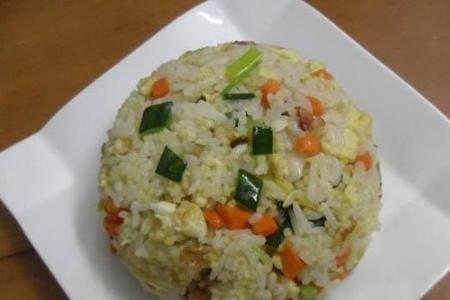 鸡蛋炒米饭谁发明的