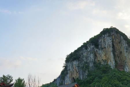 紫云洞能到飞云顶吗