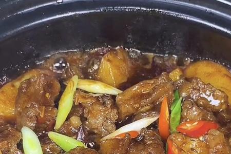 水牛腩好还是黄牛腩好吃