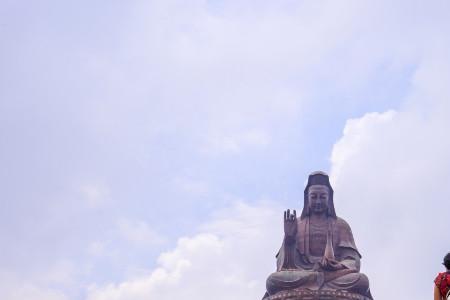 西樵山观音像怎么上去