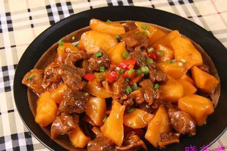 炖风干羊肉土豆做法