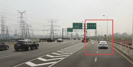 1000米跑可不可以变道