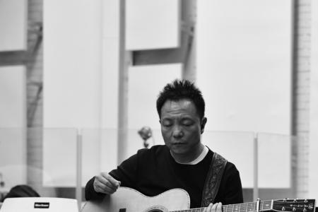许巍写的大理的歌叫什么
