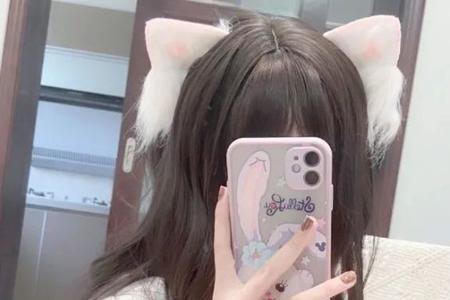 猫耳朵的女生有什么特征