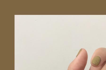 芥末绿和橄榄绿哪个显白