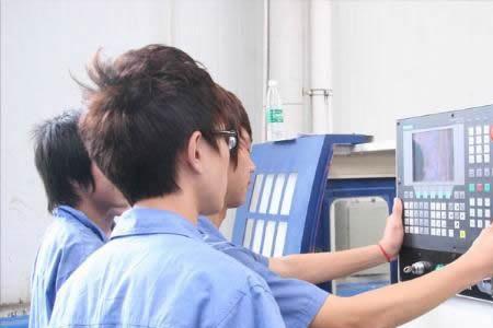 cnc技术员是干什么的