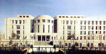 医学法学建筑学哪个有前途