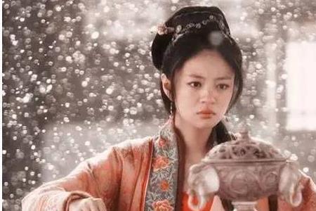 李师师称燕青是自己什么人