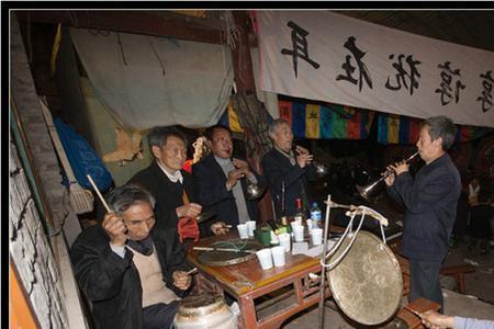 去办丧事的人家里要注意哪些