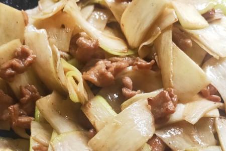 高笋炒肉的做法王刚