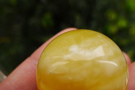 蜜蜡圆珠什么样的最好