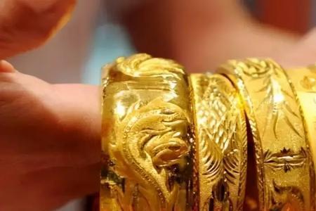 黄金首饰多长时间清洗一次