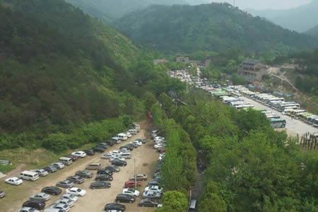 武汉天河机场到云雾山是高速吗
