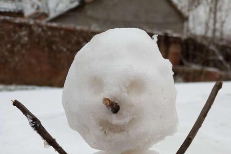下雪天堆雪人校园必备文案