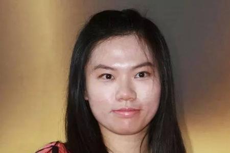 女大男小的夫妻22岁差别