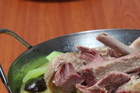 鹅可以长期吃胡萝卜吗