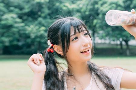 小姑子和你开玩笑怎么回