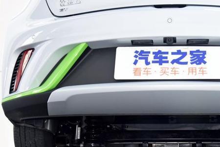 比亚迪海豚时尚版后备箱怎么开