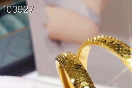 黄金手镯适合冬天戴吗