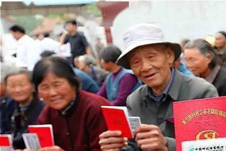青海高龄津贴每年发放时间
