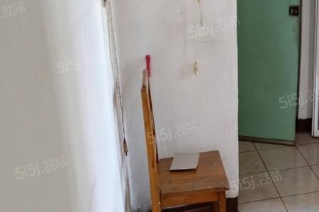 天津南开区向阳路附近有地铁吗