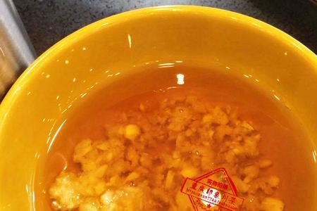 重庆火锅油碟怎么调