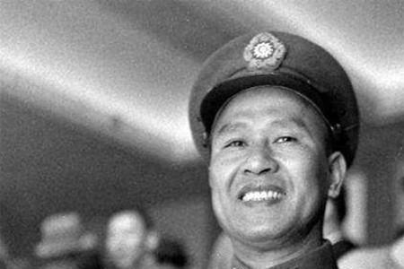 汤恩伯和白崇禧谁官大