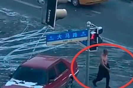 为什么男人都喜欢光膀子