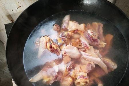 鸭子怎么炖才好吃