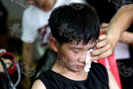 拳击绷带可以做卧推吗