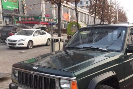 jeep切诺自带气泵嘛