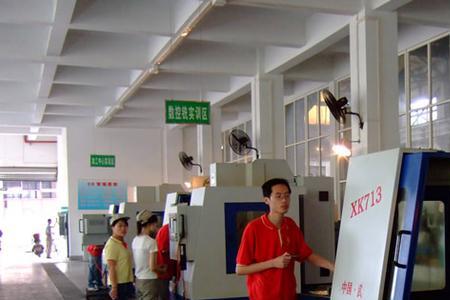 车床车工是技工吗