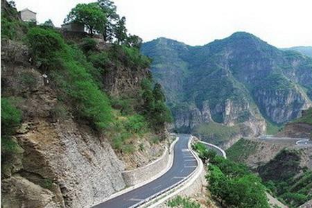 盘山公路为什么不修成直的