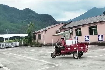 张家口哪个驾校可以学电动车