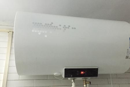 如何在淋浴出水口安装电热水器