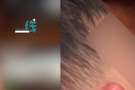 男生咬女生耳朵是什么意思捏