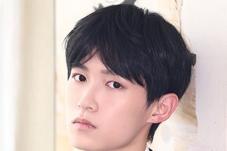 高中男生烫发好吗