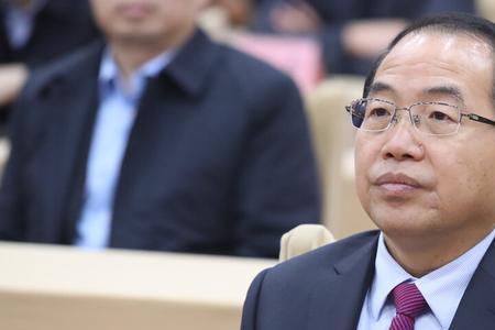 2010年平煤集团董事长是谁