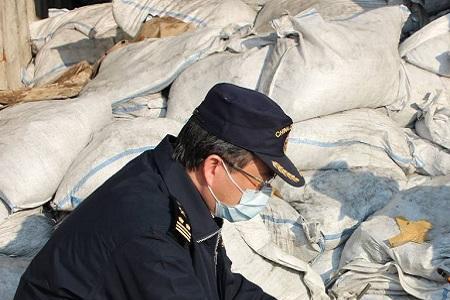 国家对进出口废料实行什么制度