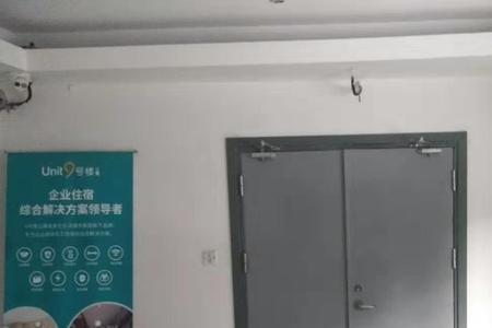 地下室甲级防火门按室内高度吗